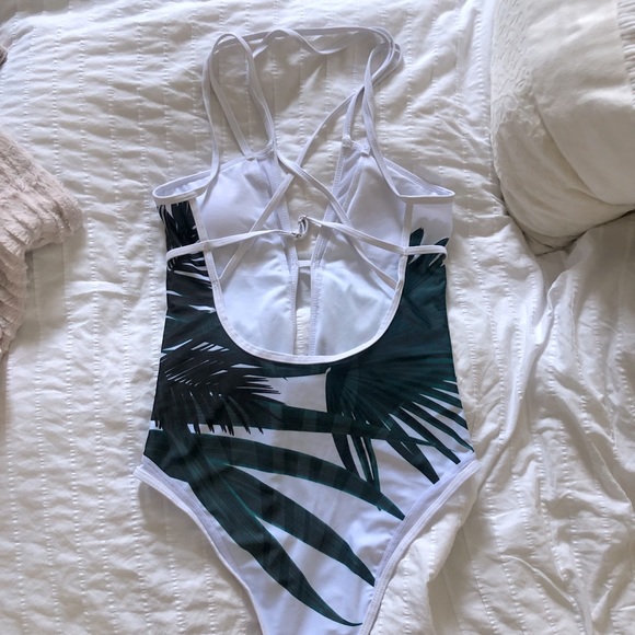 NWT SWIM ONE PIECE - Picture 2 of 2